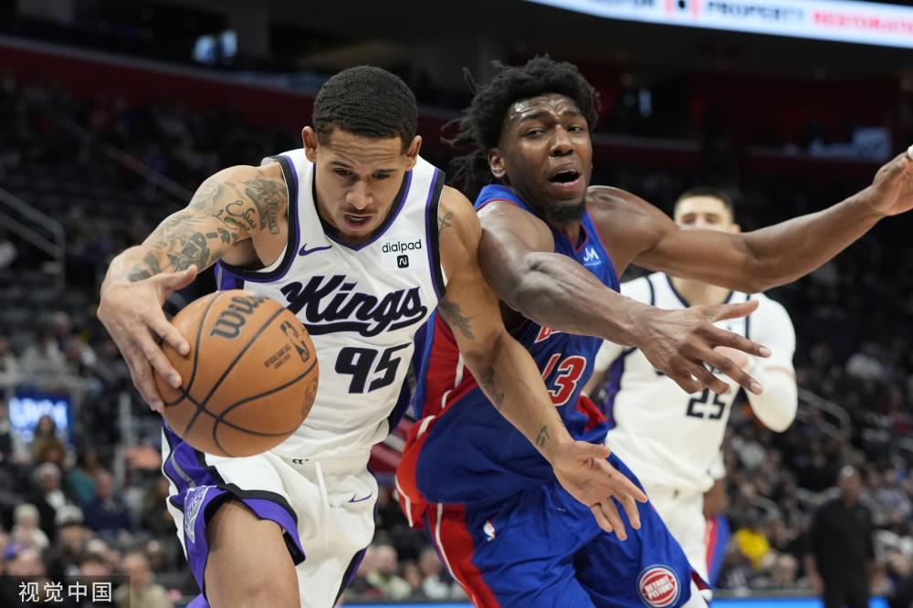 借快速反击 借快速反击